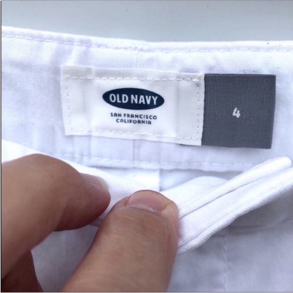 Old Navy white shorts - Picture 8 of 10